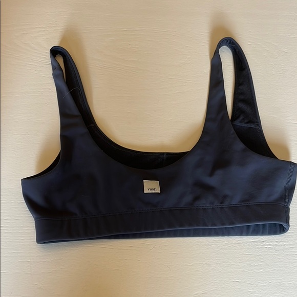 Vuori Sports Bra - Picture 2 of 5